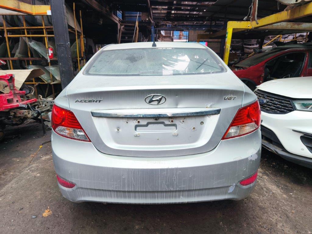  Hyundai ACCENT RB 2011    EN DESARME